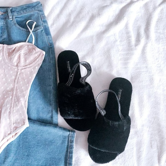 Koolaburra by UGG faux fur slides - Picture 12 of 13